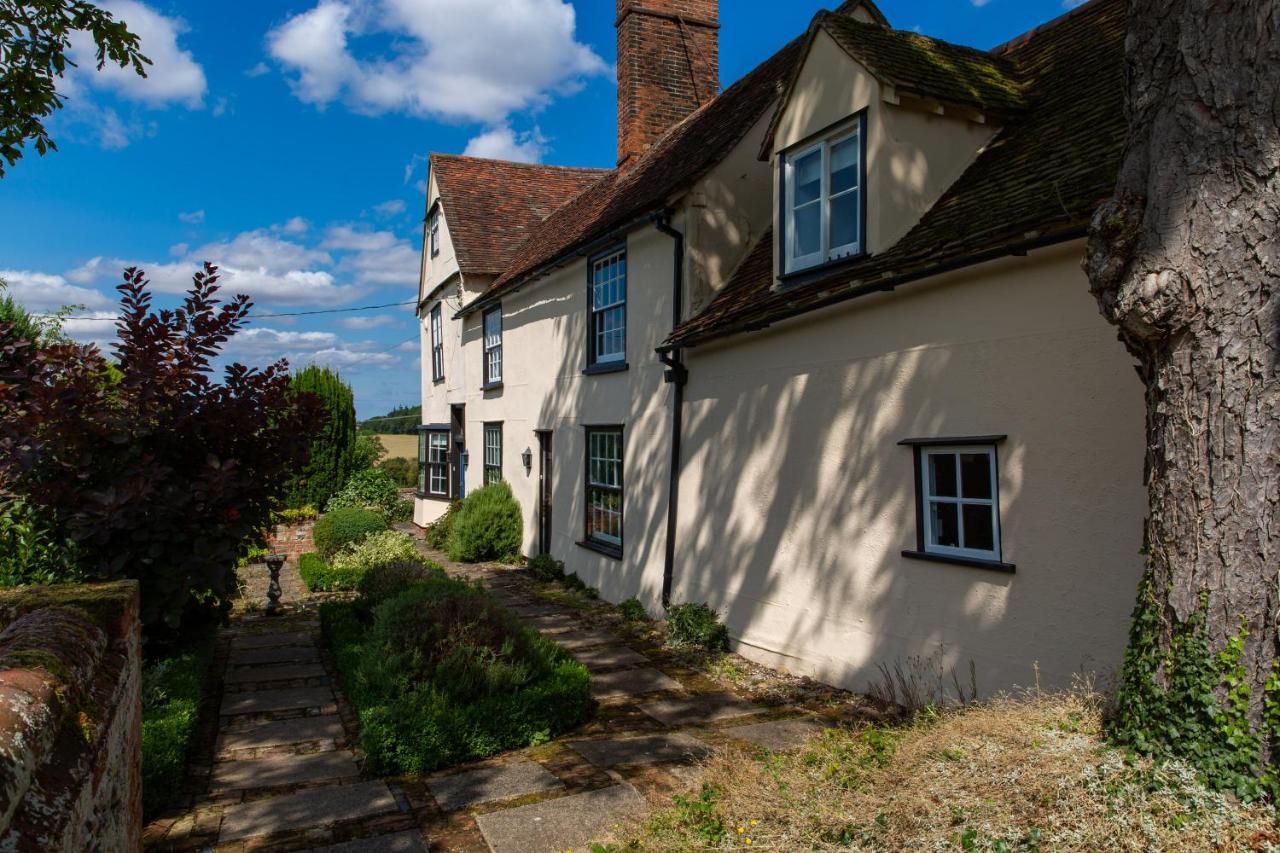 Pounce Hall -Stunning Historic Home In Rural Essex แซฟฟรอนวอลเดน ภายนอก รูปภาพ